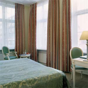 Superior double with king bed, and private facilities (shower)